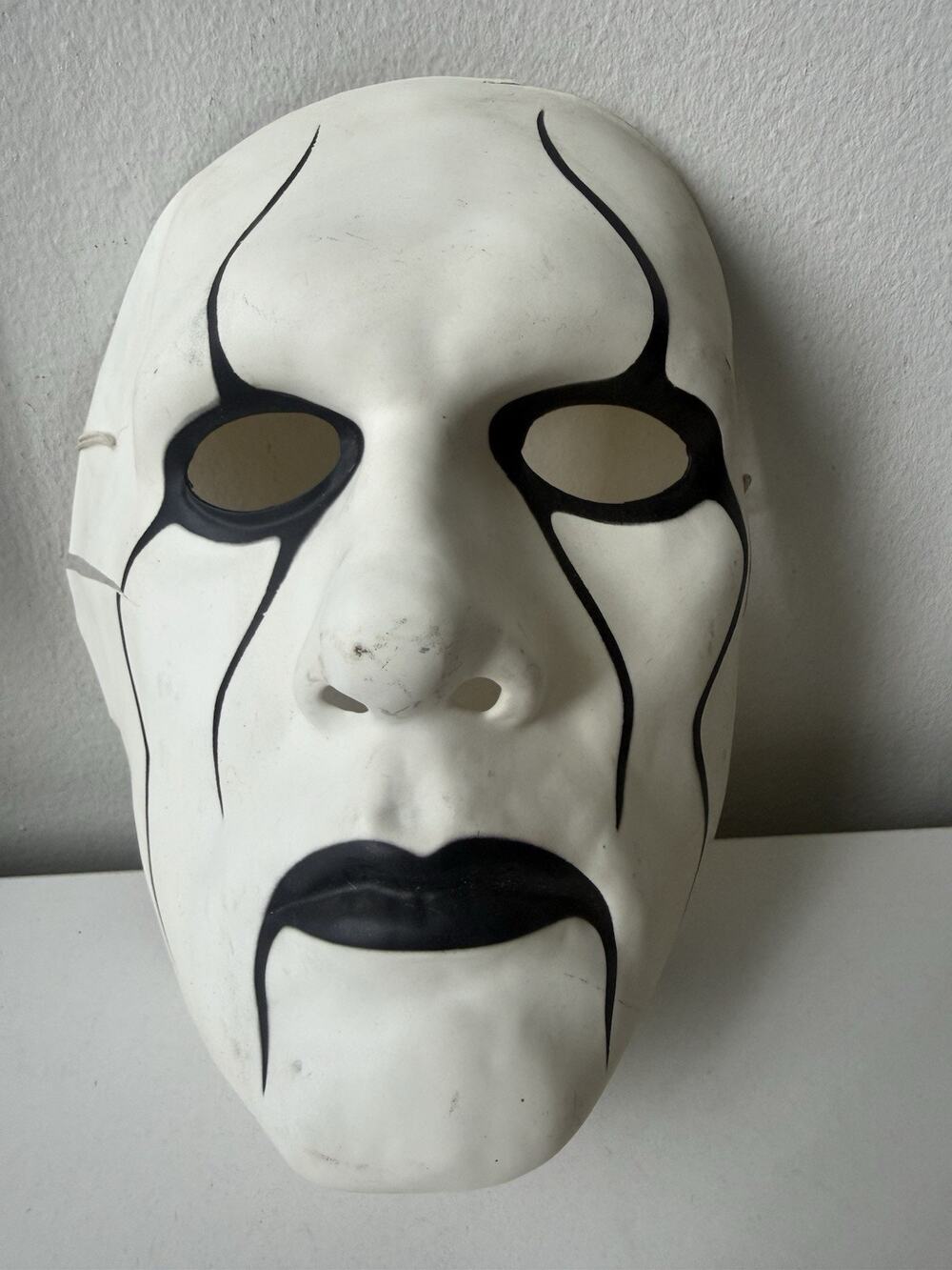 Vintage 1998 - WCW Sting Costume Wrestling Mask - Thin Hard Plastic 6" x 8"